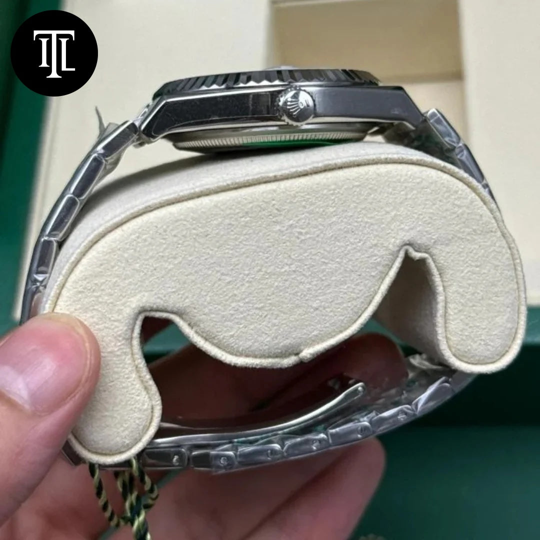 Rolex Land-Dweller bleu glacier 40mm unisexe